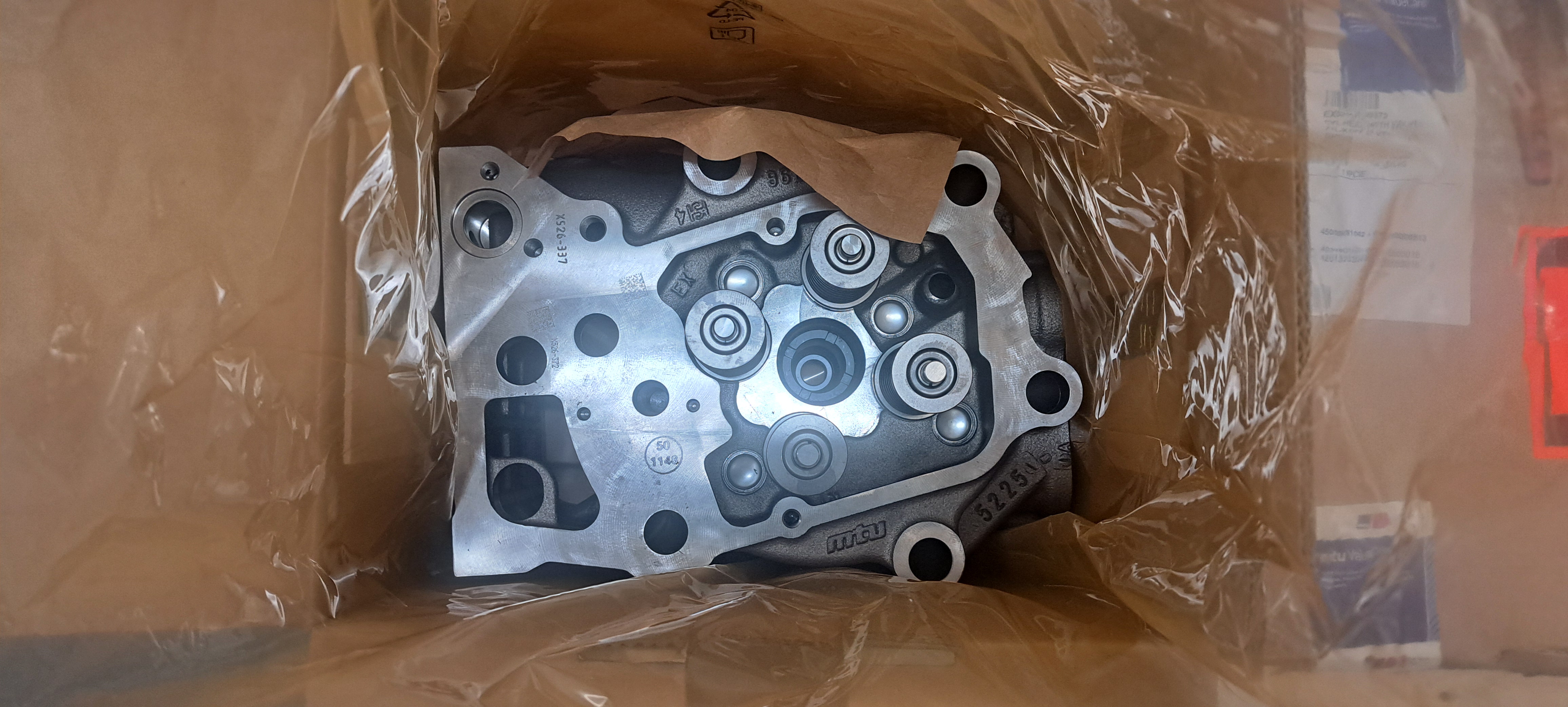 MTU EX52604100372 Cylinder head